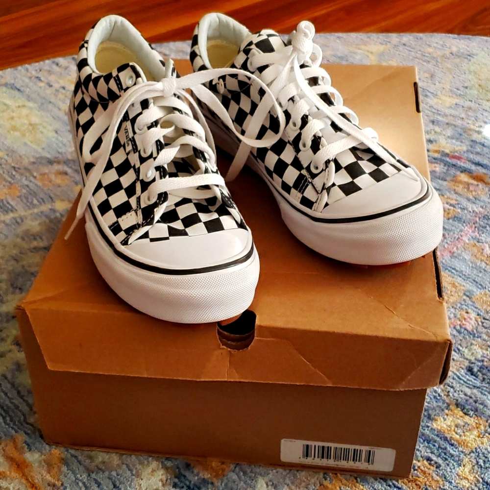 Vans Style 29 Checkerboard Sneakers